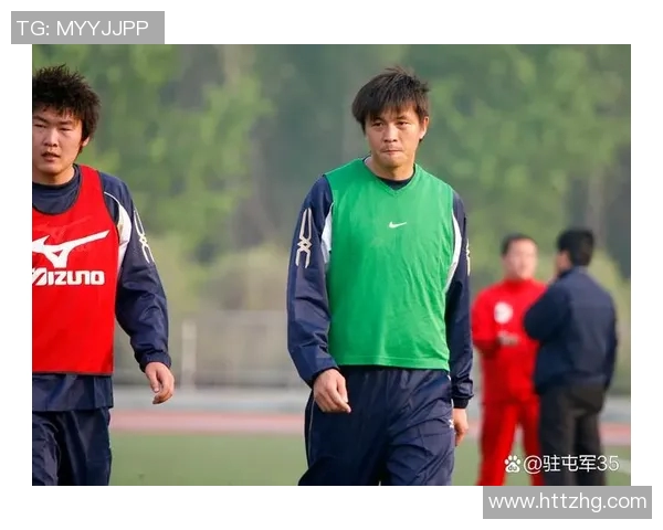 开车送足球球星一路畅聊揭开球场内外不为人知的故事